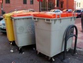 Botella: La separación de basura en las comunidades 'no es problema del Ayuntamiento'
