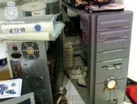 Dieciséis detenidos por pornografía infantil, uno de ellos profesor de niños