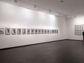 Vídeos y fotos en la muestra 'Punto muerto' de Gregor Schneider