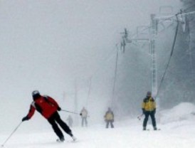 Getafe lleva a los jóvenes a esquiar