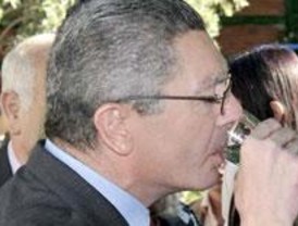 El alcalde de Madrid elogia la gestión de la epidemia de gripe A en México