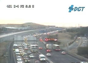 Un accidente en la Calle 30 colapsa el tráfico en Madrid