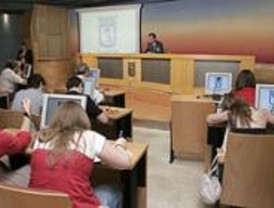 Madrid está preparada contra los apagones pero puede haber 'accidentes', según Cobo