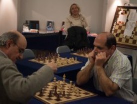 Ajedrecistas ciegos compiten en el Palacio de Cibeles