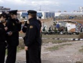Triste despedida a los bebés muertos en el incendio de una chabola