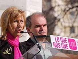 Rosa Díez elude pronunciarse por temor a que no se cumplan los sondeos