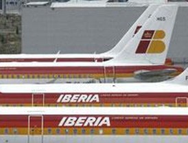 Iberia lanza la tarjeta de embarque a través de móvil en el aeropuerto de Barajas