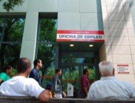 Un 9,2% de familias madrileñas cuenta con todos sus miembros en paro