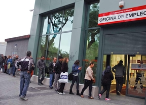Vuelve a subir el paro en Madrid y baja en España