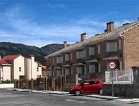El PSOE de Moralzarzal acusa al alcalde y al concejal de urbanismo de especulación