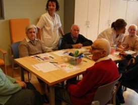 Grupos de investigación y empresas colaboran en un proyecto para la detección precoz del Alzheimer