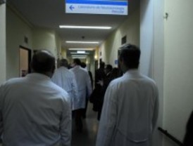 Los médicos residentes desconvocan la huelga del día 26 tras un acuerdo con Sanidad