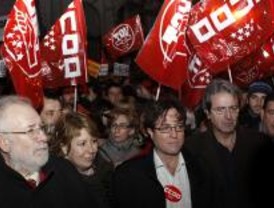Centenares de manifestantes contra los recortes de Aguirre a la universidad pública