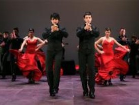 Un ballet rinde homenaje a los héroes de la independencia