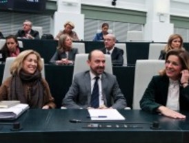 Madrid reducirá el sueldo de ediles y altos cargos