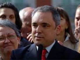 Simancas apuesta 'por el cambio' con el eslogan 'Defiende tus derechos'