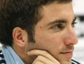 Higuaín sufre una rotura muscular y estará tres semanas de baja