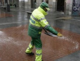 La capital reserva 7.900 toneladas de sal ante posibles nevadas durante este invierno