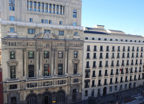 La directora general de Secundaria consigue una plaza que ella misma creó