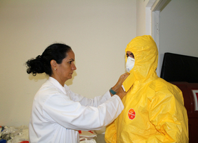 Dos religiosas que han superado el ébola llegan a España para donar sangre