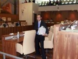 Ediles del PP abandonaron el Pleno de Leganés de forma voluntaria, según el PSOE
