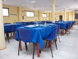 200 personas comen cada día en el restaurante para desempleados de Móstoles