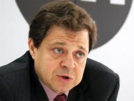 'La crisis ha triplicado las visitas a Avalmadrid'