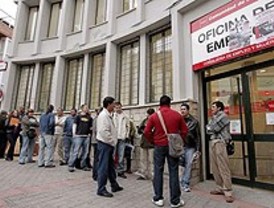 La renta de los padres contará para los 400 euros