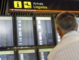 Huelga del personal de asistencia a viajeros con movildiad reducida en Barajas