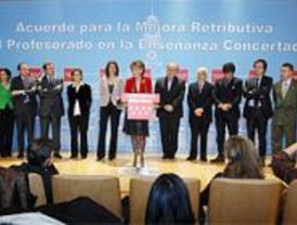 Los colegios concertados de Madrid equiparan salarios con los públicos