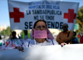 La 'marea blanca' vuelve a la calle