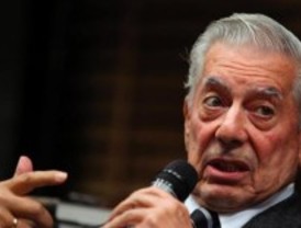 El Gobierno ofrece a Vargas Llosa el Instituto Cervantes