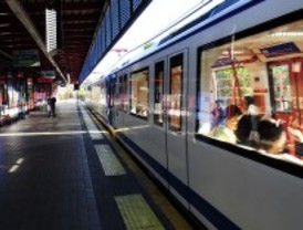 Fomento recomienda a la Comunidad que baje el precio del metro