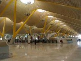 AENA se reúne con los sindicatos para detallarles el plan de privatización parcial