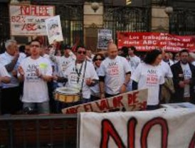 El PSOE apela a la proximidad de Aguirre con Abc para que evite el ERE