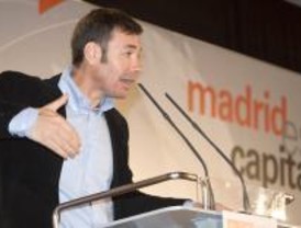 Gómez dice que el PP nacional está con Cobo