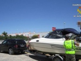 Hallan un alijo de 303 kilos de cocaína en una lancha en el puerto de Ayamonte