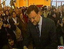 Rajoy pide que se vote pensando en el futuro