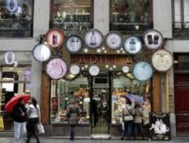 Los madrileños aprovechan el puente para hacer las compras de Navidad