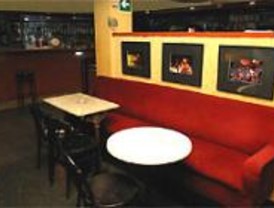La emblemática sala 'Clamores' cumple 25 años