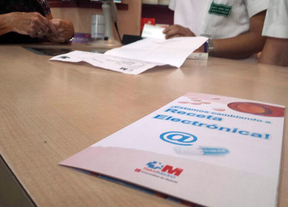La Comunidad promete que todas las farmacias tendrán acceso a la receta electrónica en 2014