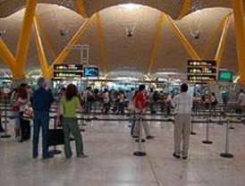 Dos detenidos en Barajas al intentar introducir cocaína