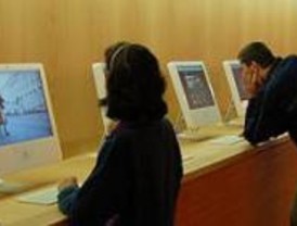 El PSOE critica que los PCs municipales no acceden a webs de sexo