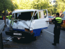 Dos heridos graves en sendos accidentes de tráfico
