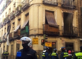 Herida leve una mujer de 83 años tras el incendio de su vivienda