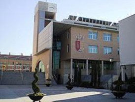 Arroyomolinos estrena una biblioteca municipal