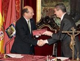 El presidente de Rumanía recibe la llave de Madrid