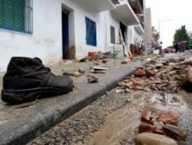 Una fallecida y muchos destrozos por la lluvia en Coslada