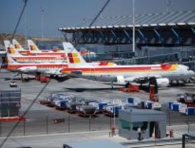 Retrasos en el 53% de los vuelos Madrid-Francia por la huelga