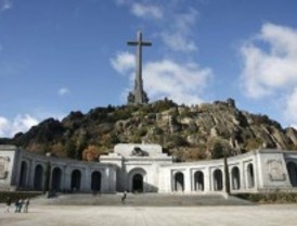 La hija de Franco no quiere el traslado de los restos de su padre